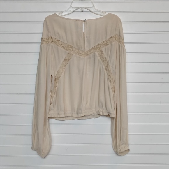 Free People cream long sleeve top with lace XS - Picture 4 of 8